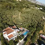 Noa * Μακάρσκα