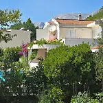 Noa Βίλα Μακάρσκα
