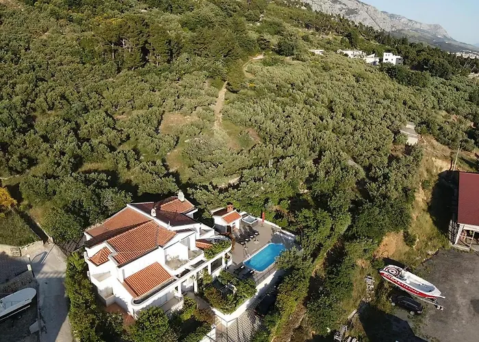 Noa * Makarska