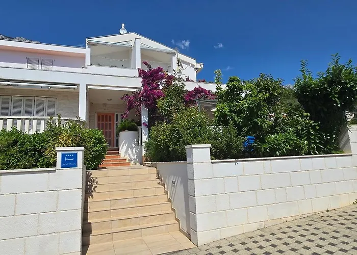 Noa Villa *