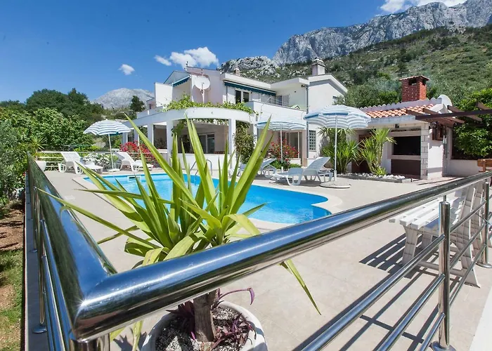 Noa * Makarska